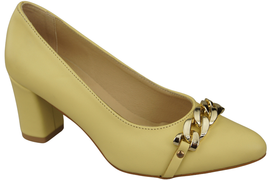 Classic Women's  Pumps Shoes made of Natural Leather with a Gold Decorative Chain 200 ElitaBut