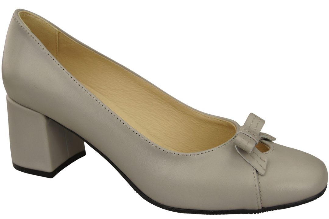 Women's Pumps with a Bow, Natural Leather and Low Heel 203 ElitaBut