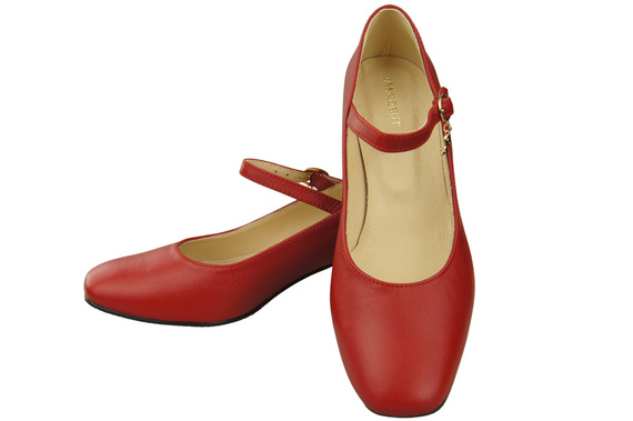 Women's shoes Pumps with a strap, natural leather 202 ElitaBut