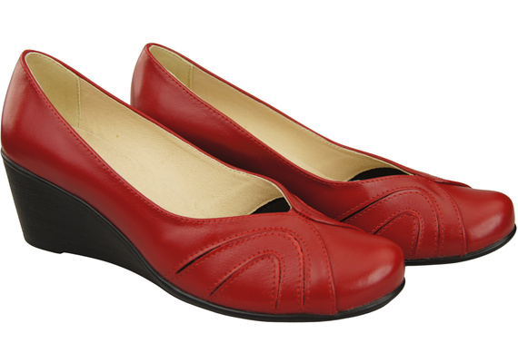 Buty na Koturnie Czerwone Czółenka Damskie z Naturalnej Skóry 828 ElitaBut