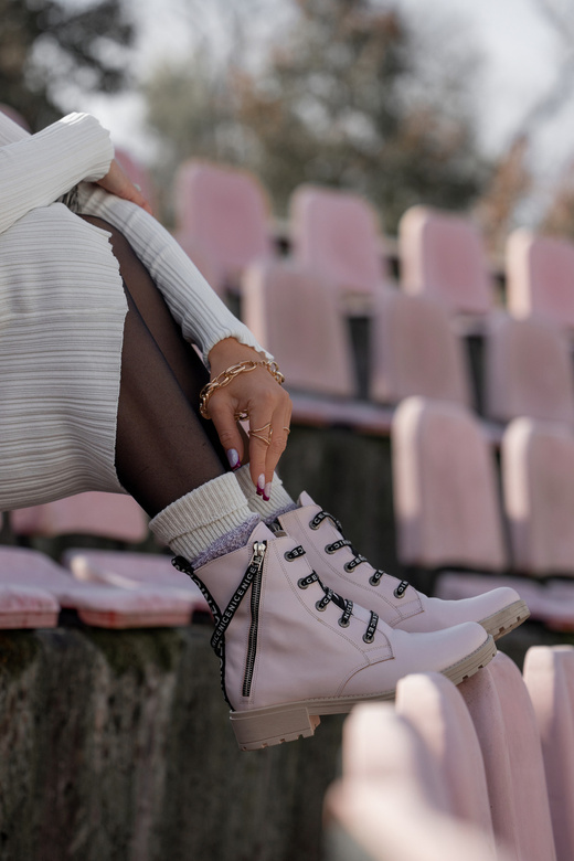 Obuwie Botki Trzewiki Damskie z napisem NICE Skóra Naturalna Róż Pudrowy 173 L ElitaBut